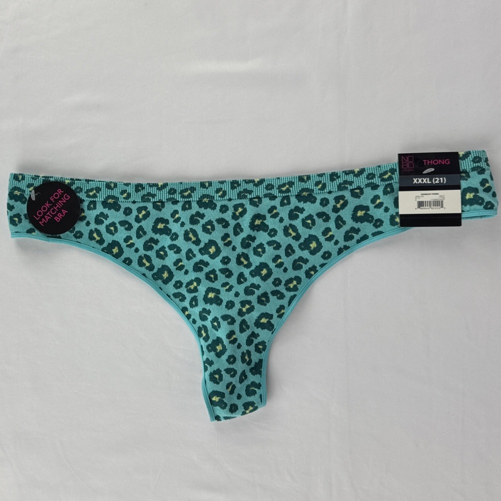 NWT No Boundaries Blue Leopard Print Seamless Thong